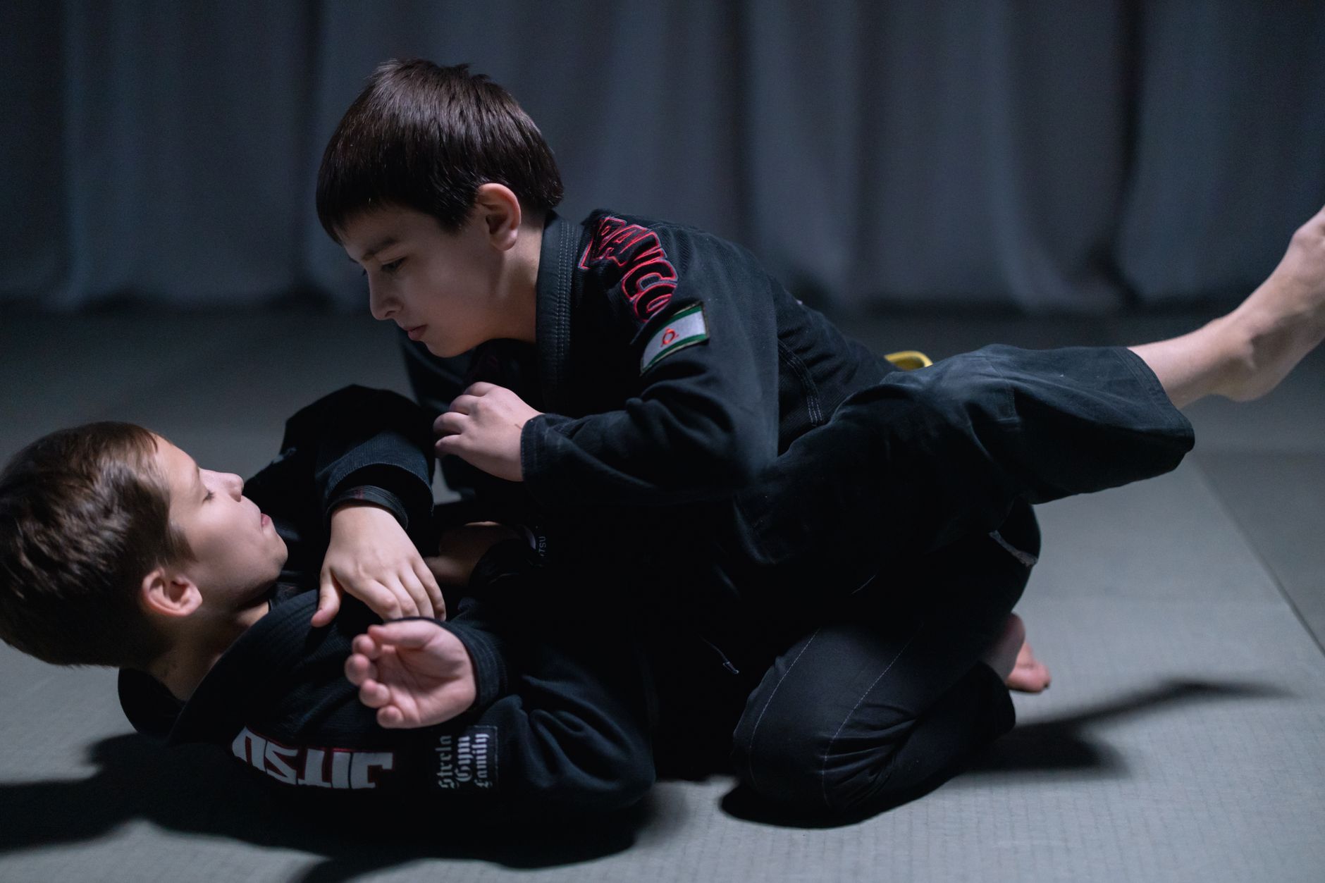 Youth jiu jitsu class building discipline and confidence in kids